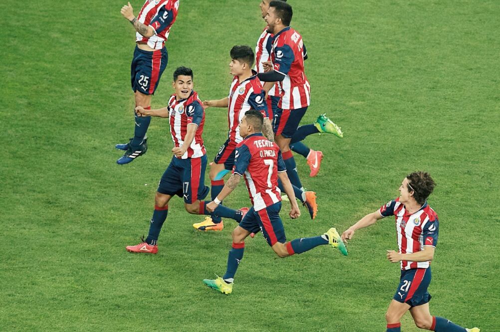 El equipo rojiblanco festejó en grande la obtención de la ansiada Copa(IMAGO7)