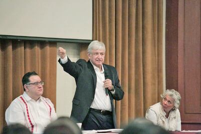 AMLO instruye a coordinadores a eficientar programas sociales