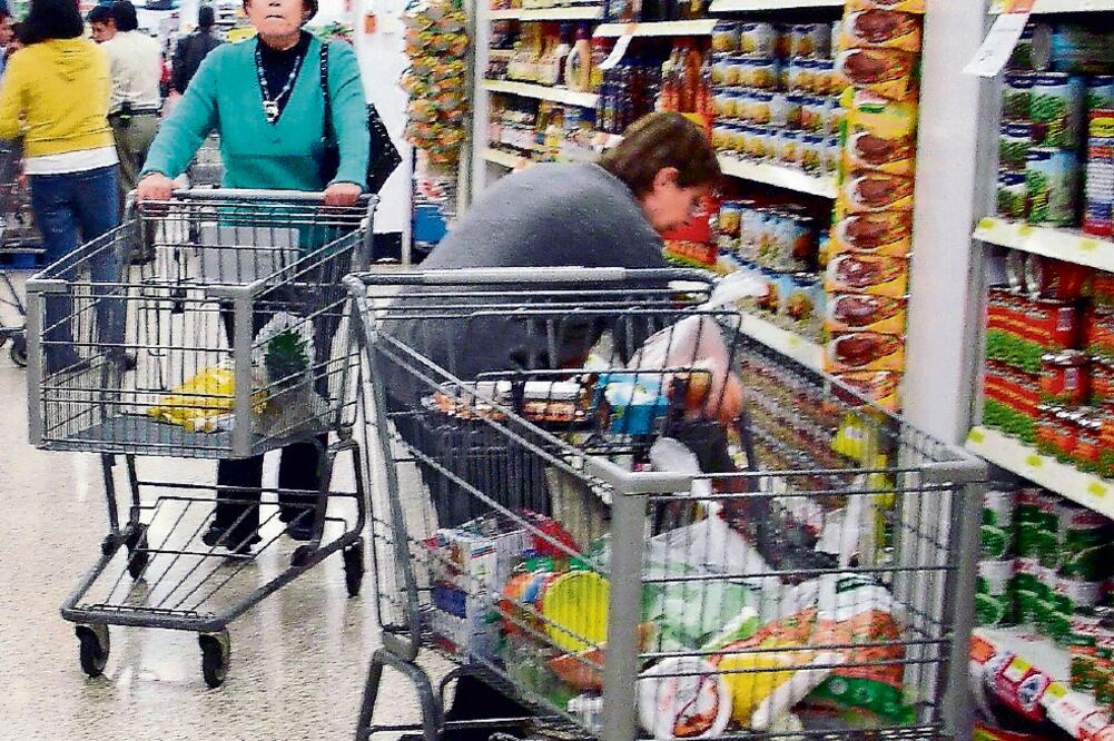 Panorama. Analistas opinan que en el primer trimestre hubo signos de debilidad en la economía mexicana sobre todo por el alza a gasolinas (ARCHIVO EL UNIVERSAL)