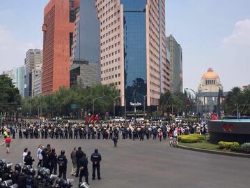 CNTE marcha hacia Segob; exige mesa de diálogo