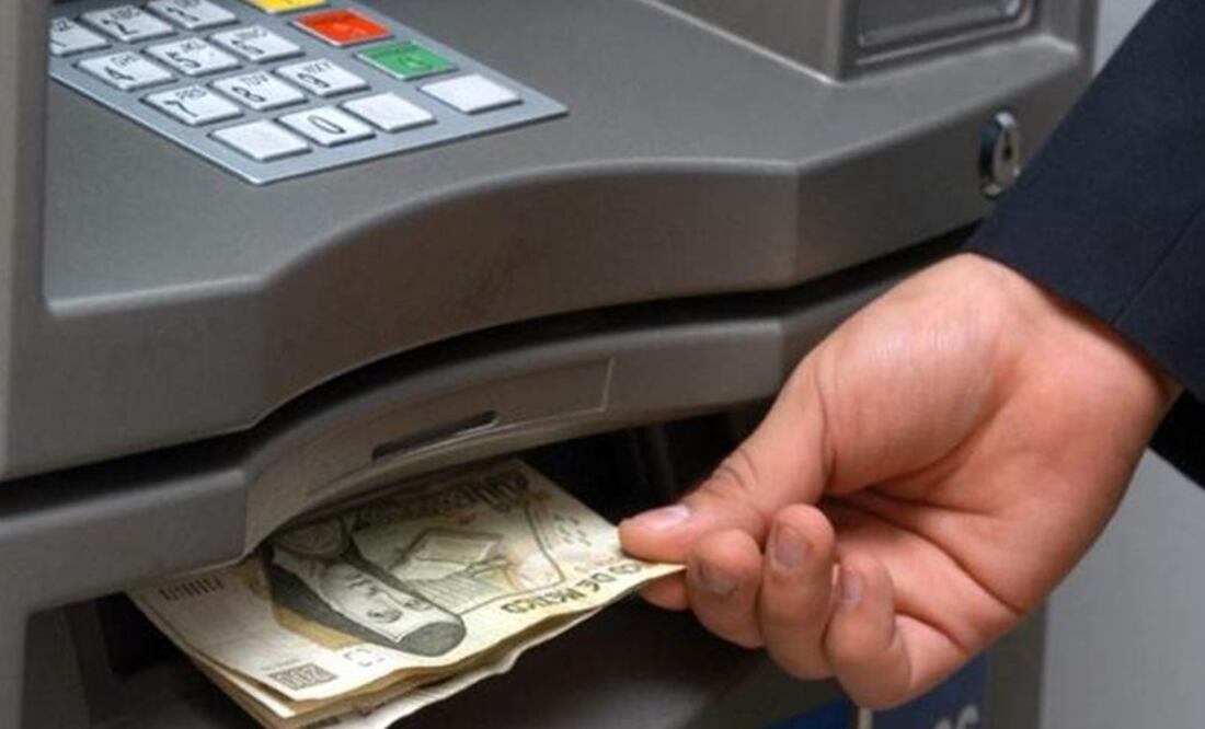 Condusef analiza con Banamex fallas en cajeros de la Roma y Condesa