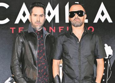 Camila deleita a sus fans con concierto "a domicilio"