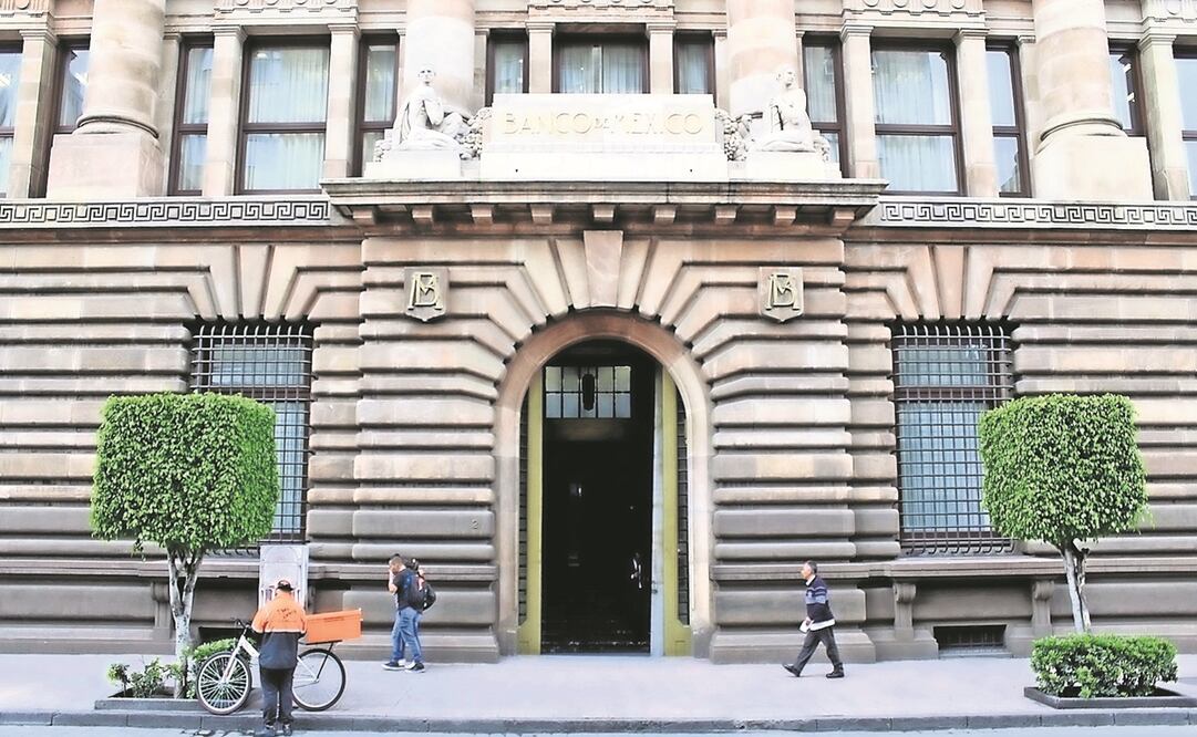 El Banxico destacó que, entre julio y septiembre, la evolución de la pandemia contribuyó a un entorno de elevada incertidumbre.Foto:Archivo/EL UNIVERSAL