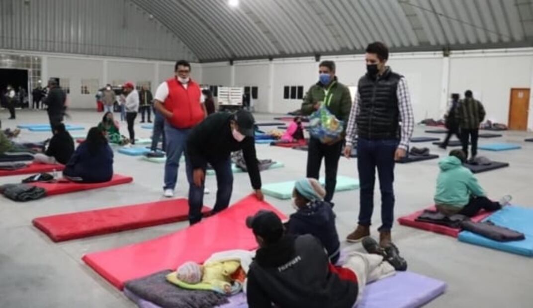 Cierran la autopista México-Querétaro por fuga de gas en ducto de Pemex