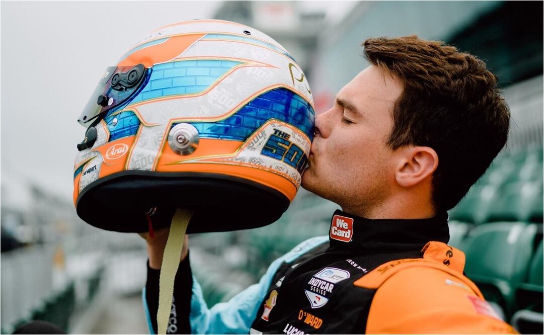 El mexicano llegó a un acuerdo con McLaren hasta 2025 -  FOTO: @PatricioOWard