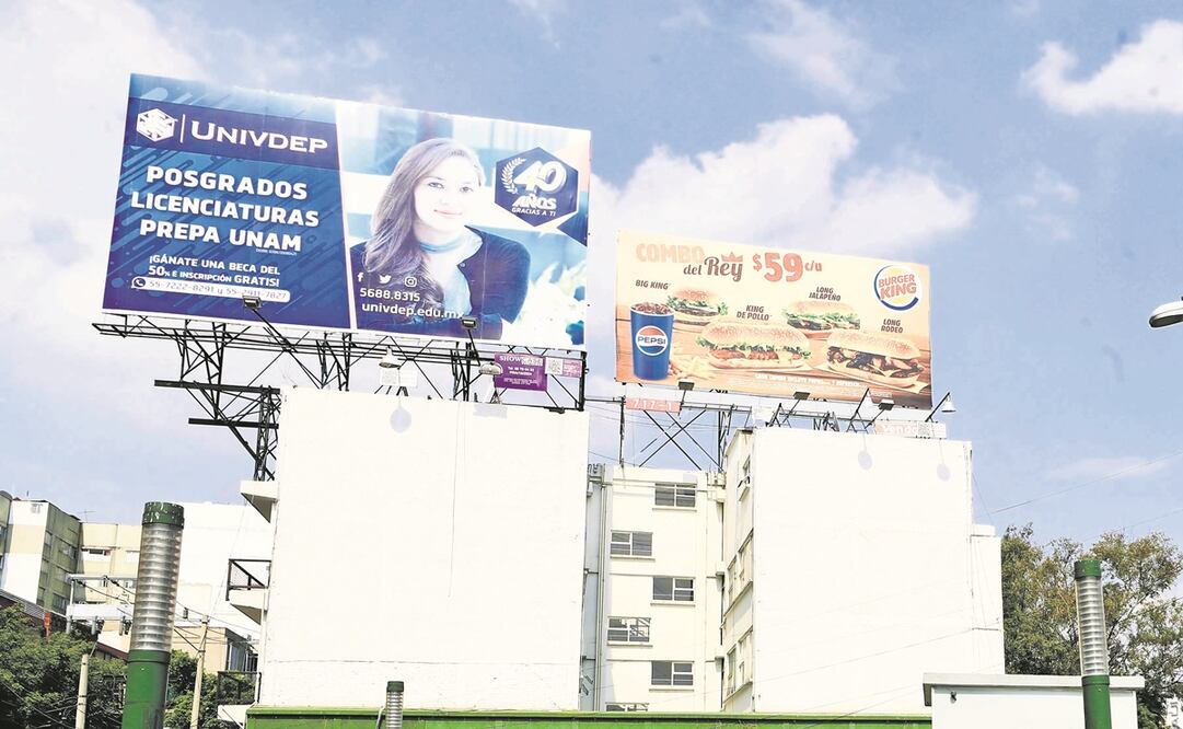 La Jefa de Gobierno busca retirar los anuncios espectaculares de las azoteas. Foto: Archivo/ EL UNIVERSAL