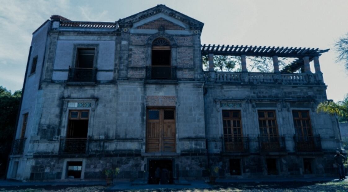 Descubre al asesino en Murder Mystery, obra inmersiva en una mansión de la CDMX