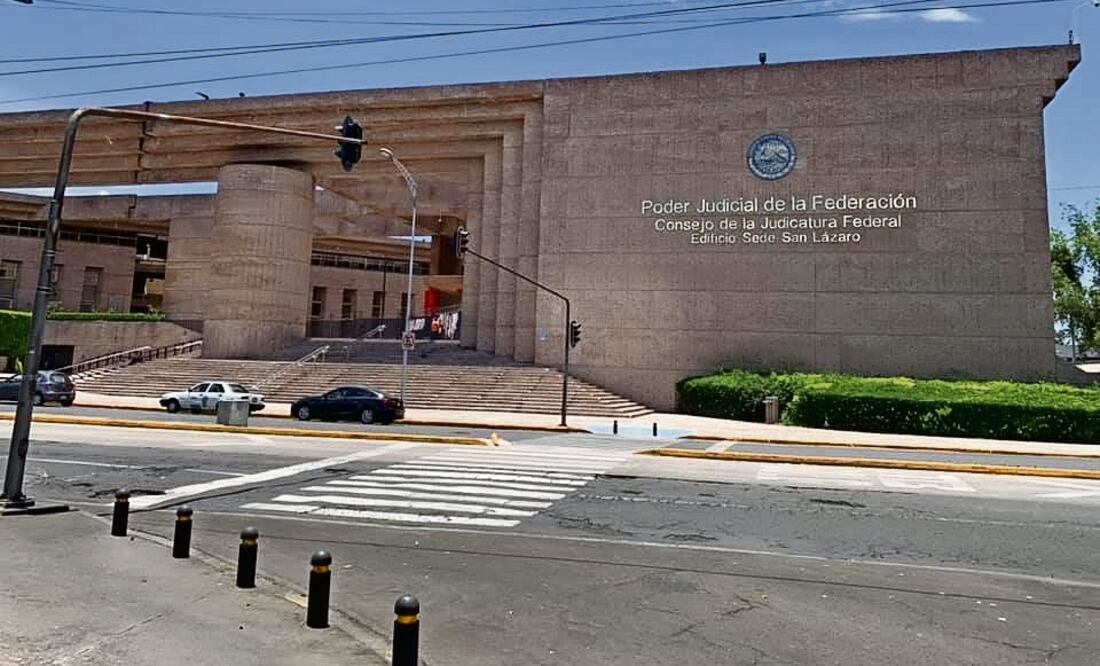 Tratan de culpar al Poder Judicial de la Federación y justificar la incompetencia del gobierno y de las decisiones erróneas del Presidente. El concepto de golpe de Estado técnico al que hizo referencia el Jefe del Ejecutivo federal, no existe, aseguran abogados y expertos, Foto: Especial