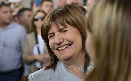 Patricia Bullrich, excandidata presidencial, anuncia su apoyo a Javier Milei en Argentina