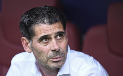 Presentación de Fernando Hierro con Chivas, arruinada por los Guns N’ Roses