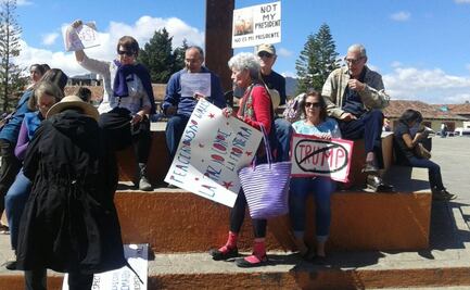 Estadounidenses protestan contra Trump en Chiapas