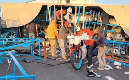 Habitantes saquean tráiler accidentado en carretera Arco Norte; conductor sufre heridas menores