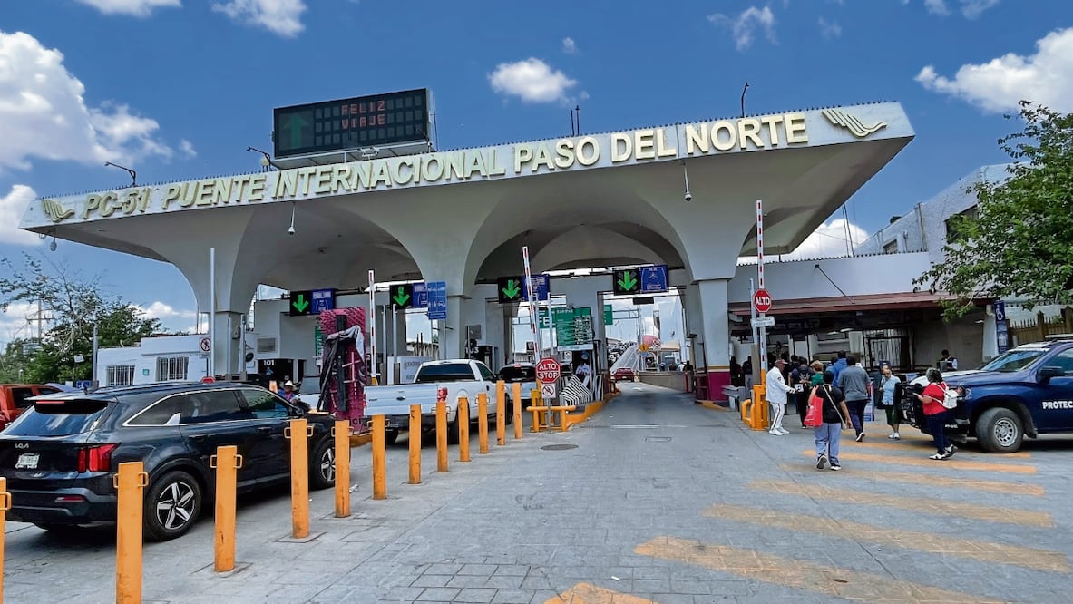 La mayoría de las personas que cruzan a diario la frontera hacia El Paso, Texas, es por trabajo, para realizar compras, para ver a familiares o para estudiar. Foto: Paola Gamboa / EL UNIVERSAL