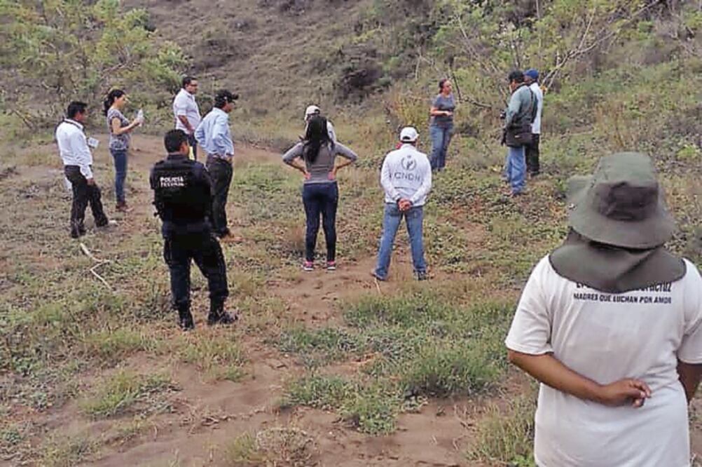 Acción. Los colectivos Familias Enlaces Xalapa y Buscando a Nuestros Desaparecidos y Desaparecidas buscan a sus familiares (ENLACES XALAPA)