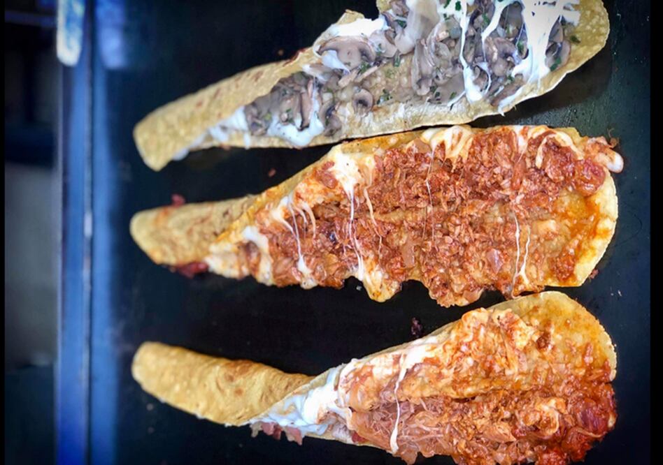 Los machetes son un reto para el apetito / Foto: Machetes El Barracuda