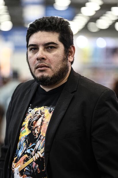 Entrevista al escritor y periodista Ricardo E. Tatto. Fotos: Gabriel Pano/ El Universal.