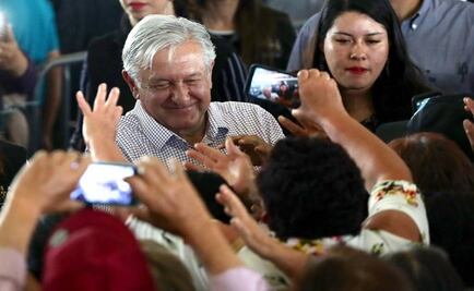 AMLO dice a su equipo "hay que trabajar 16 horas diarias", no como burócratas