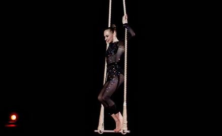 VIDEOS: Maria Smetanova, trapecista que cayó al vacío, compartía acrobacias y su gusto por Frida Kahlo