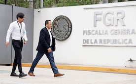 Desfilan políticos ante la FGR por caso Rocha Moya