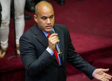 Chavismo considera inconstitucional la nueva directiva del Parlamento