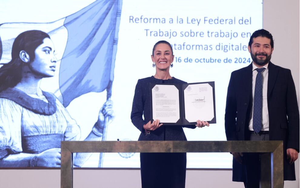 El titular del Trabajo, Bolaños López, anunció la propuesta de una reforma a la Ley Federal del Trabajo para beneficiar a las personas trabajadoras de plataformas digitales. Foto: especial