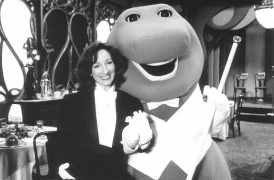 Sheryl Leach y Barney. Foto: IMBd