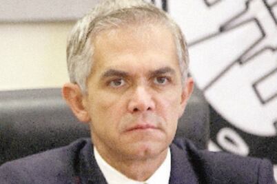 Dejan colgada a la CDMX con créditos de taxis