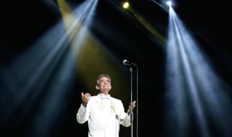 José José se recupera en su casa, reportan