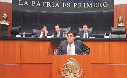 Apoyará Miguel Barbosa a Delfina Gómez en Edomex