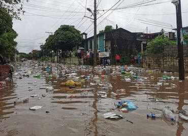 Fuertes lluvias dejan desbordamiento de ríos en Oaxaca; hay 33 comunidades incomunicadas