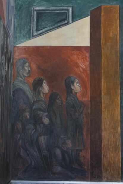 La torre del logo del metro Normal que un temblor fracturó