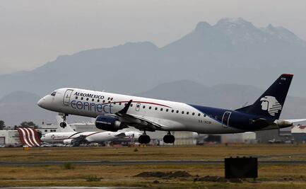 Aeromexico desvía más de 15 vuelos debido a cierre del AICM por caída de ceniza del Popocatépetl