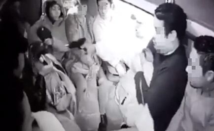 Sin subirse a la combi, así roban a pasajeros del transporte público en Neza