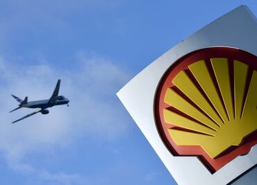 Shell recortará otros 2 mil 200 empleos; van 12 mil 500