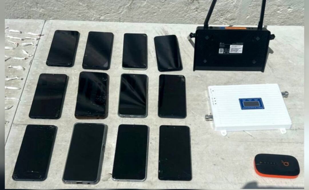 Objetos asegurados en nueva revisión en el centro penitenciario de Culiacán (09/10/2025). Foto: Especial