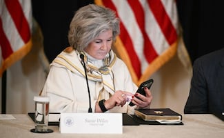 Trump revela que jefa de gabinete padece cáncer; “ha decidido afrontar este reto de inmediato" 