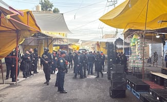 Atacan con arma blanca a un hombre en inmediaciones del mercado de Tepito; recibió nueve heridas