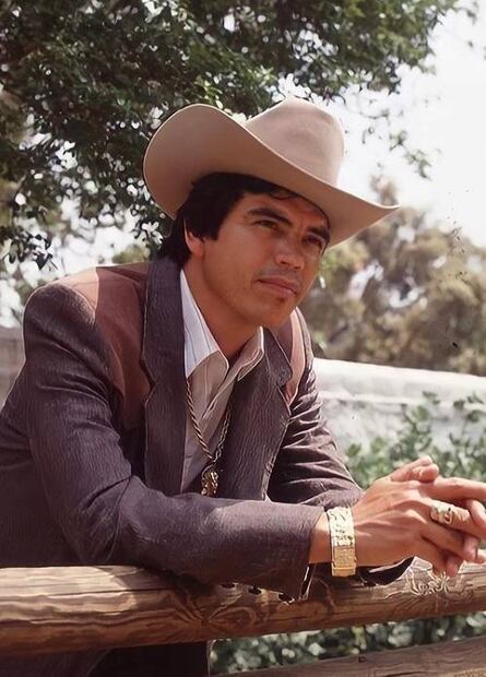 Famosos y narco: cantantes y actores que han sido involucrados con líderes criminales