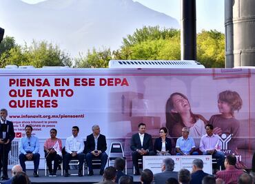 Infonavit instala oficina móvil en un autobús