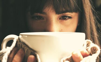 Previene la fatiga, irritabilidad y depresión incluyendo estas dos vitaminas claves en tu dieta