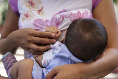 Plagia ayuntamiento de Oaxaca programa de lactancia, acusan