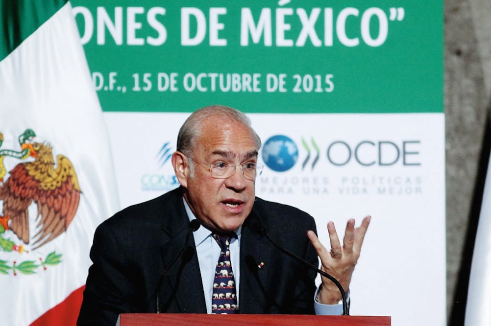 José Ángel Gurría, secretario general de la OCDE, ayer durante su ponencia (LUCÍA GODÍNEZ. EL UNIVERSAL)