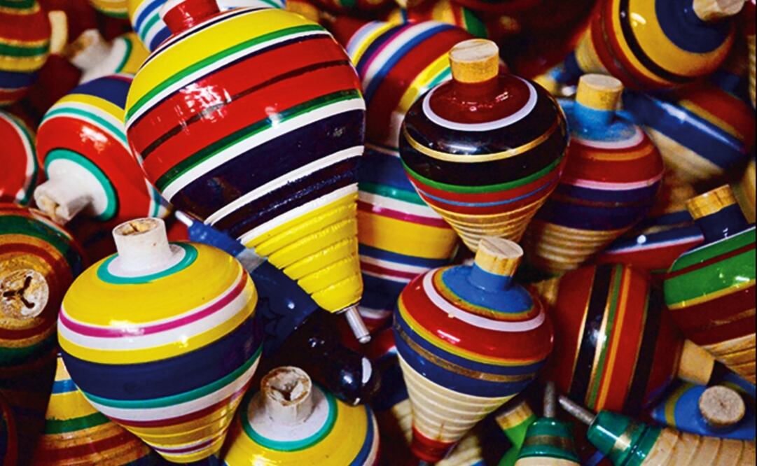 Artisans turn Christmas trees into works of art – Photo: Artemio Guerra Baz/CUARTOSCURO.COM