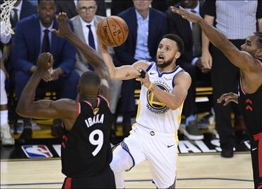 Raptors gana el Juego 3 y opaca brillante actuación de Curry