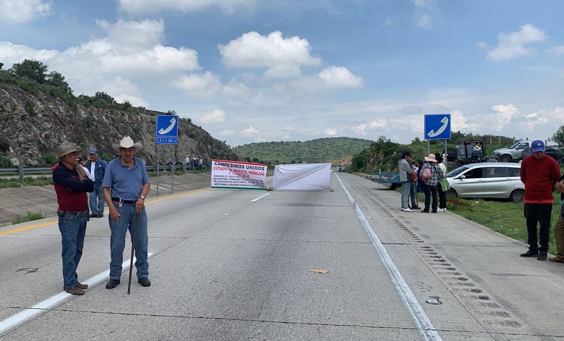 Los inconformes denunciaron que el gobierno federal incumplió su promesa de darles un anticipo el 20 de julio por la indemnización de sus tierras que se utilizaron para el proyecto. Foto: Especial
