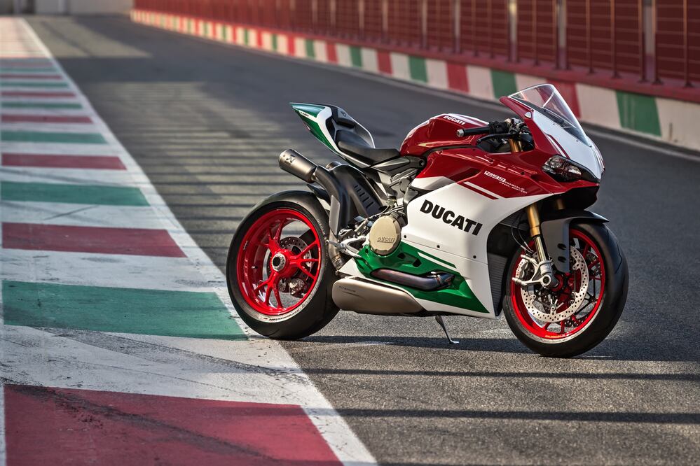 Una Ducati con más potencia que un Volkswagen Polo GTI