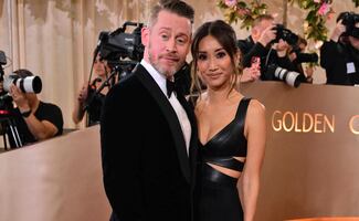 Macaulay Culkin regresa a los Globos de oro tras 35 años de ausencia