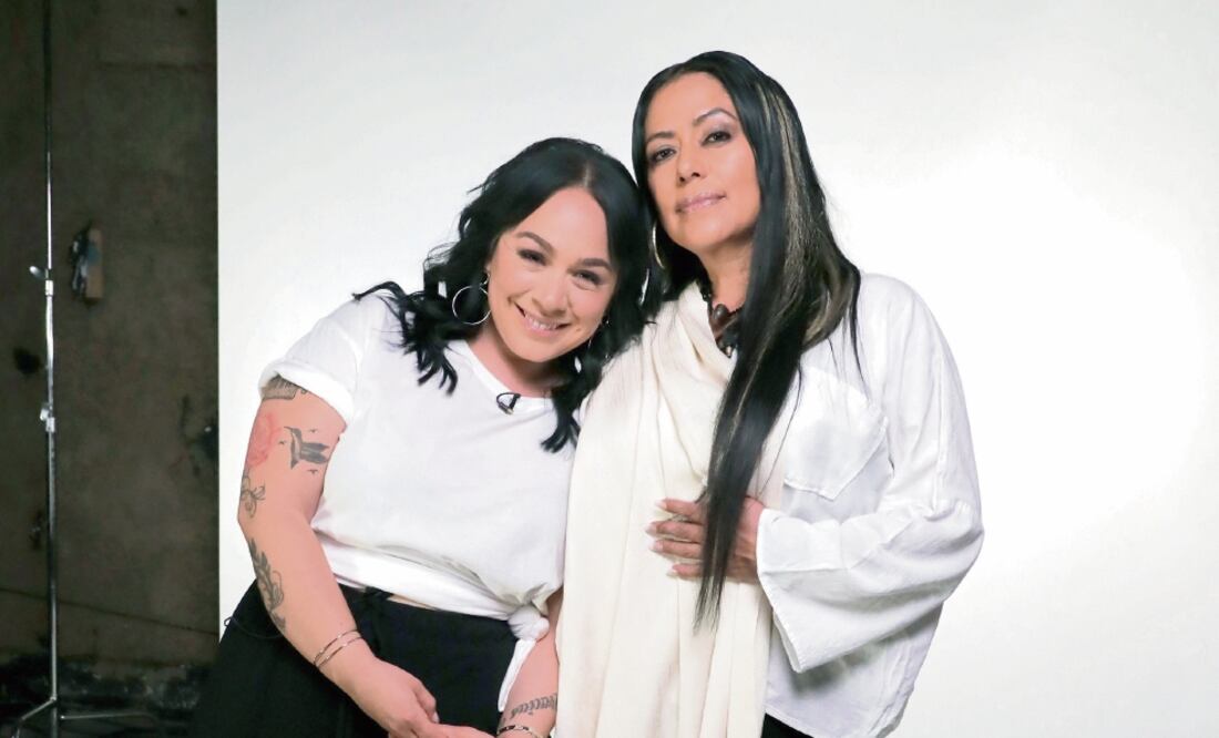 Downs invitó a Carla Morrison a cantar con ella (LUCÍA GODÍNEZ. EL UNIVERSAL)