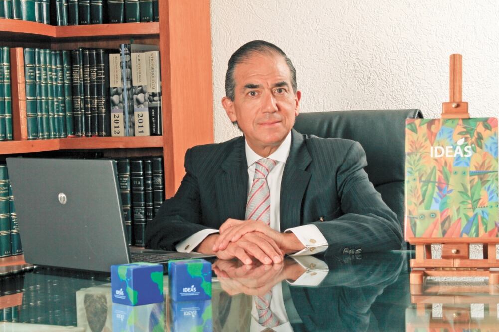 Daniel Basurto, presidente del Consejo de la AMIA, dijo que la Sedena no presentó el Estudio Previo Justificativo para el uso de suelo en Santa Lucía. Foto/ESPECIAL