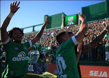 Así celebró sobreviviente de Chapecoense la salvación del equipo